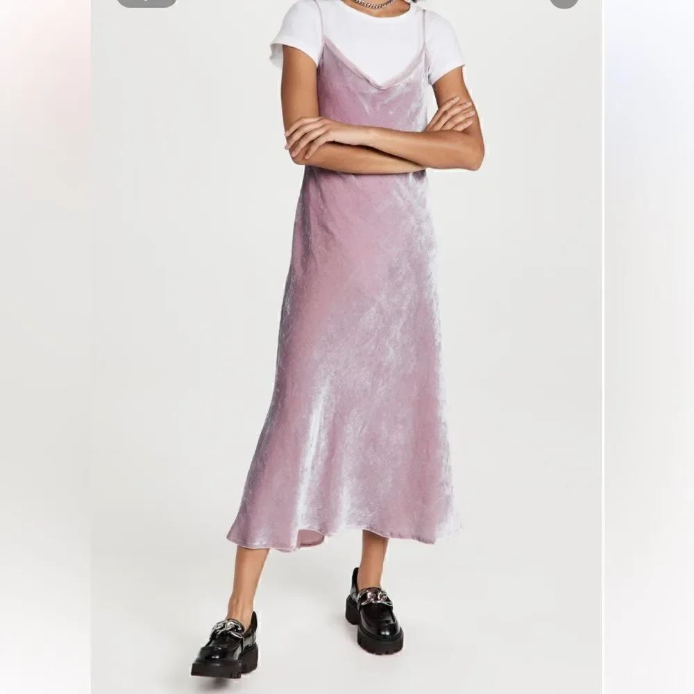 THE
BIAS SLIP DRESS  - Picture 15 of 16